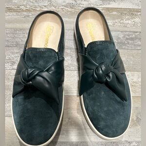 SPENCO WOMENS SLIDE CLOGS SHOES Sea Moss GREEN SUEDE SIZE 11D. New without tag.